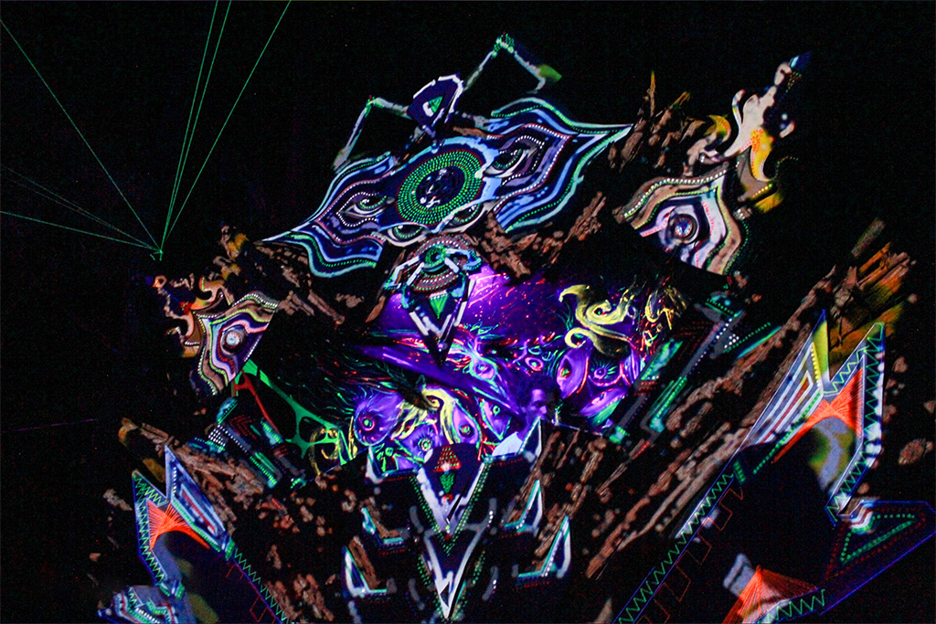 Video Mapping Akanni Caparaó Brotherhood Studios - VFX e Motion Graphics Estúdio criativo de arte, tecnologia e audiovisual.
